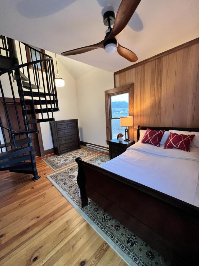 Monterey Inn Esterno foto