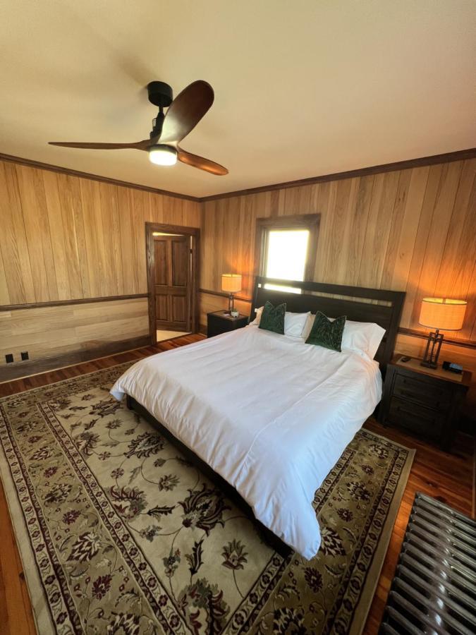 Monterey Inn Esterno foto